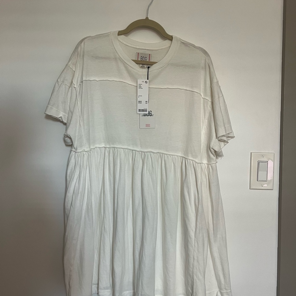 BDG Cream Short Sleeve Top